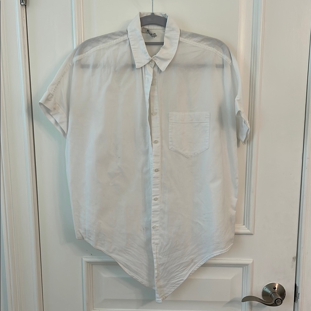 Women’s White Short Sleeve Shirt